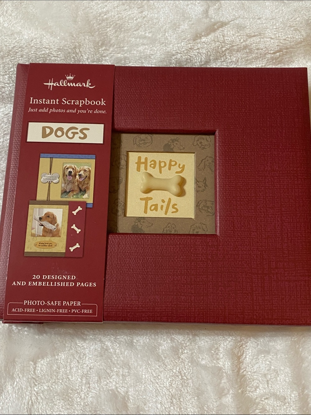 Hallmark Dogs Happy Tails Instant Photo and Scrapbook